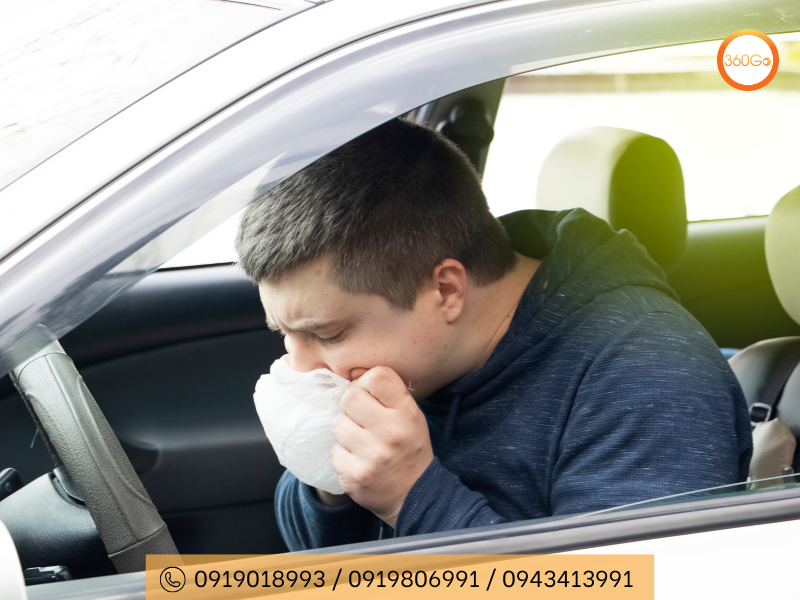 Mùi xăng xe, mùi điều hòa hoặc không gian chật hẹp, ngột ngạt trong xe nguyên nhân gây say xe - Du lịch 360Go